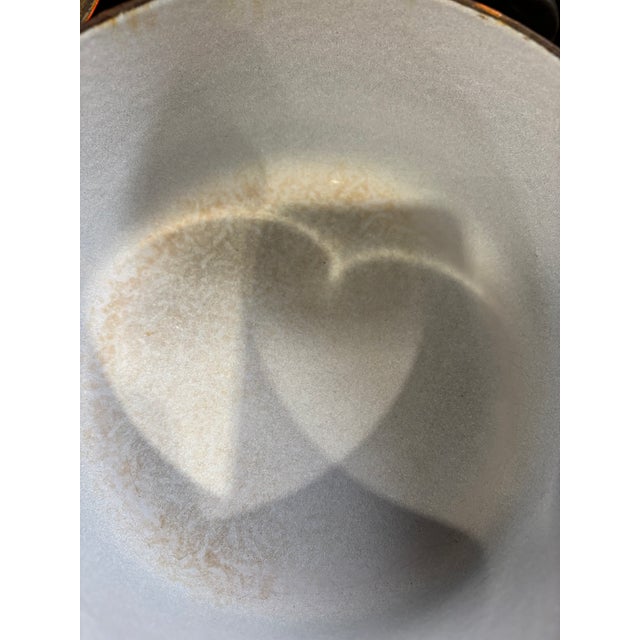 Orange 1960's Le Creuset French Enameled Cast Iron Dutch Oven / Cocotte – Flame Orange (2.5–2.75 Qt) For Sale - Image 8 of 8