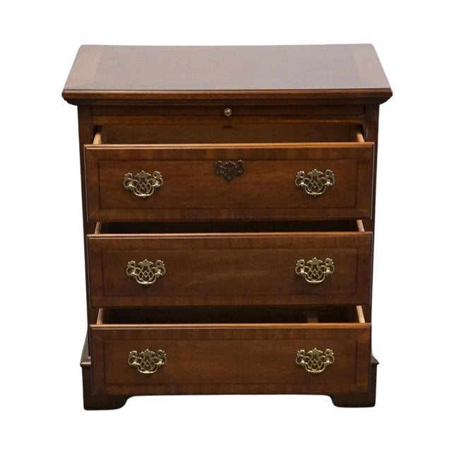 Wood Late 20th Century Stanley Furniture Stoneleigh Collection Solid Mahogany Traditional 26" Three Drawer Nightstand For Sale - Image 7 of 15