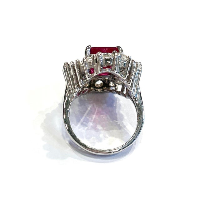 Bochic "Orient" Emerald Cut Ruby & White Topaz Ring Set In 18K Gold & Silver For Sale - Image 10 of 18