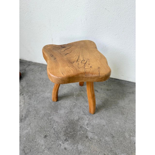Freeform Elm Tripod Stool, 1950 For Sale - Image 14 of 18