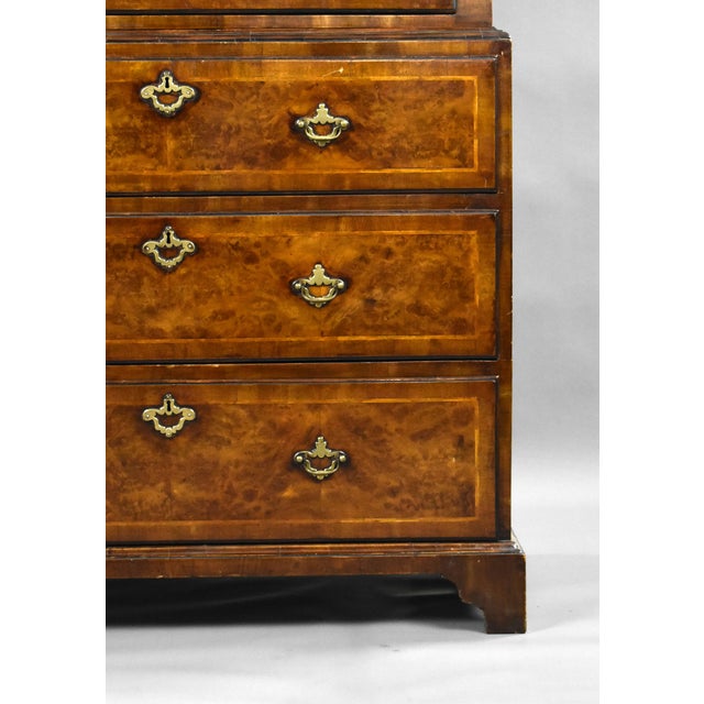 Brown 18th Century George II English Burr Walnut Chest on Chest For Sale - Image 8 of 12