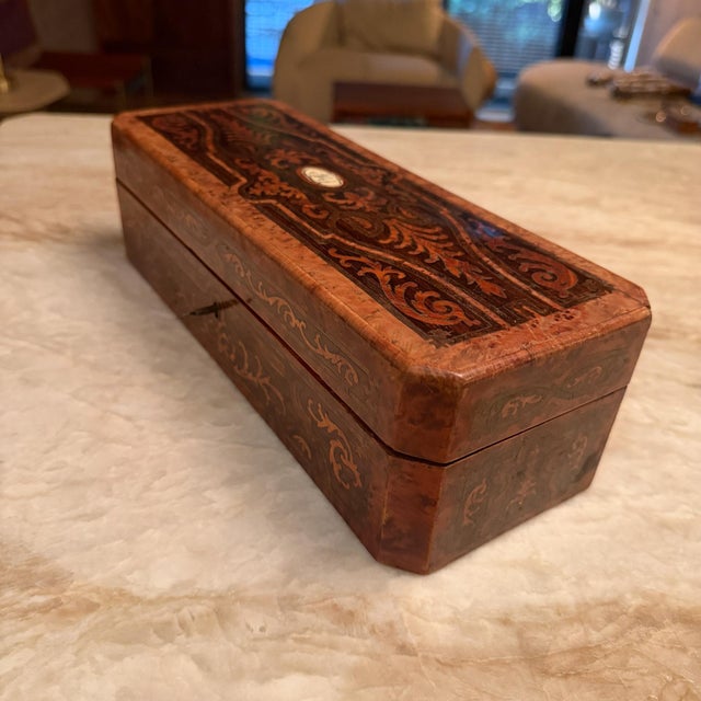 French French Antique Napoleon III Style Glove Box or Jewelry Box Marquetry For Sale - Image 3 of 18