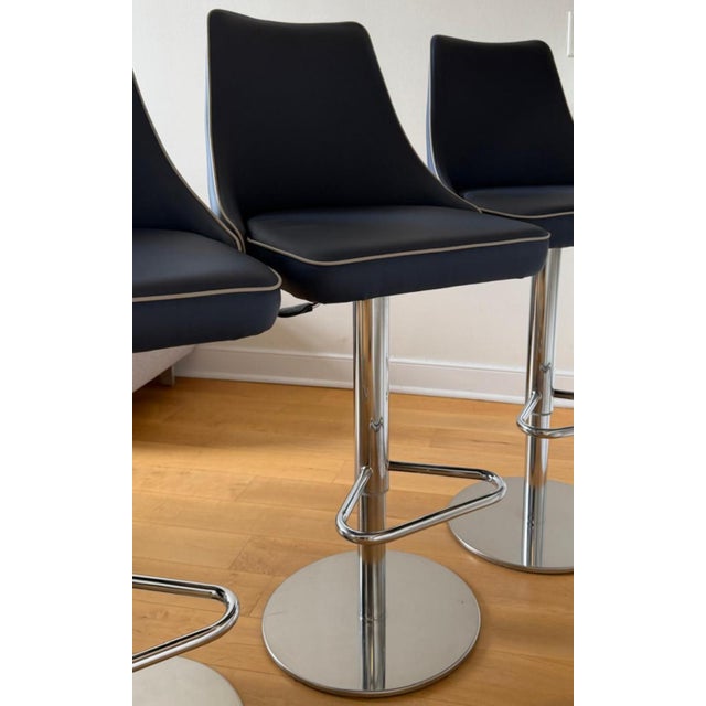 Perfect conditions. 3 Bontempi Blue Luxury Leather Adjustable Stools