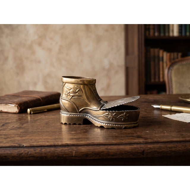 1970s Vintage Edelweiss Hiking Boot Ashtray For Sale - Image 5 of 11