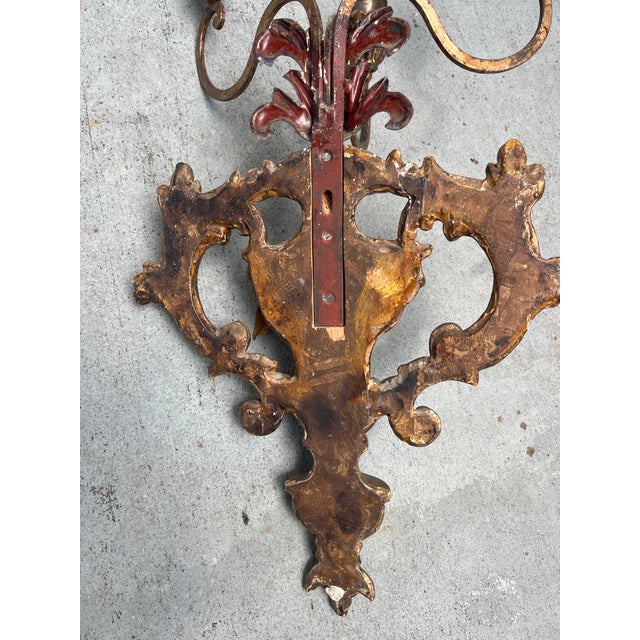 Silver Pair of Louis XVI Style Mid-Century Italian Hand Carved Candle Wall Sconces. For Sale - Image 8 of 9