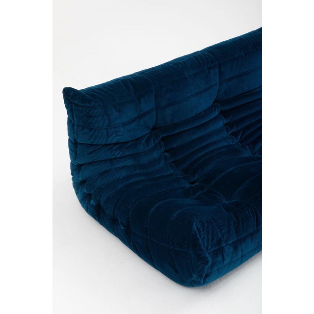 Togo Three-Seater Sofa in Dark Blue Tissue by Michel Ducaroy for Ligne Roset For Sale - Image 10 of 18