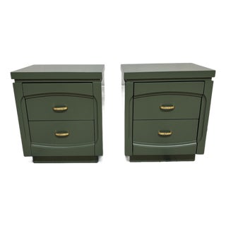 Pair of Vintage Nightstands For Sale