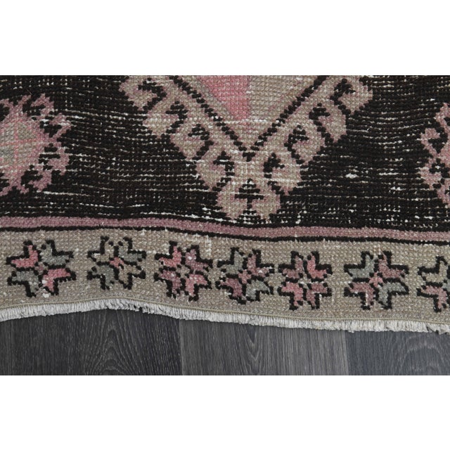 1970s Vintage Handmade Wool Cotton Pink Runner Rug For Sale In San Francisco - Image 6 of 11