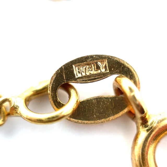 18k Yellow Gold Diamond Hands Holding Pearl Pendant Necklace For Sale In New York - Image 6 of 9