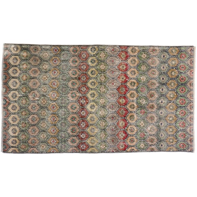 Vintage Turkish Sivas Rug - 02'09 X 04'09 For Sale - Image 9 of 10