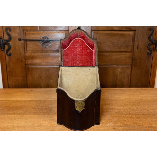 18th Century English George III Period Early 18th Century Walnut Box with Brass Hardware For Sale - Image 5 of 15