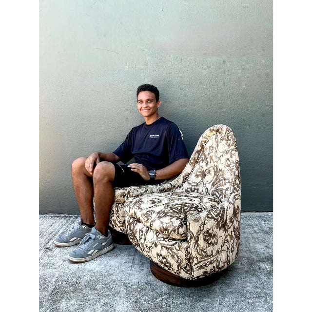 Wood Vintage Milo Baughman for Thayer Coggin Petite Swivel Chairs For Sale - Image 7 of 14
