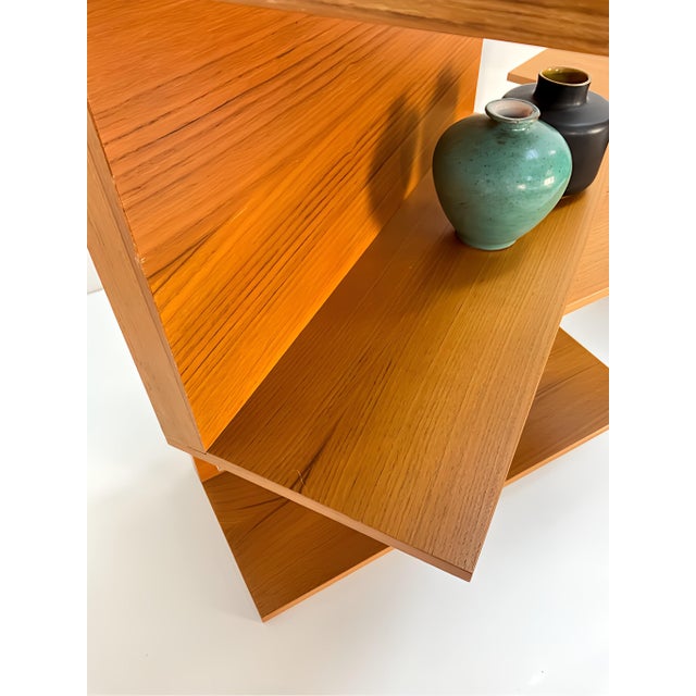 Small Teak U-Profile Shelf by Walter Wirtz for Wilhelm Renz, 1960s For Sale - Image 10 of 18