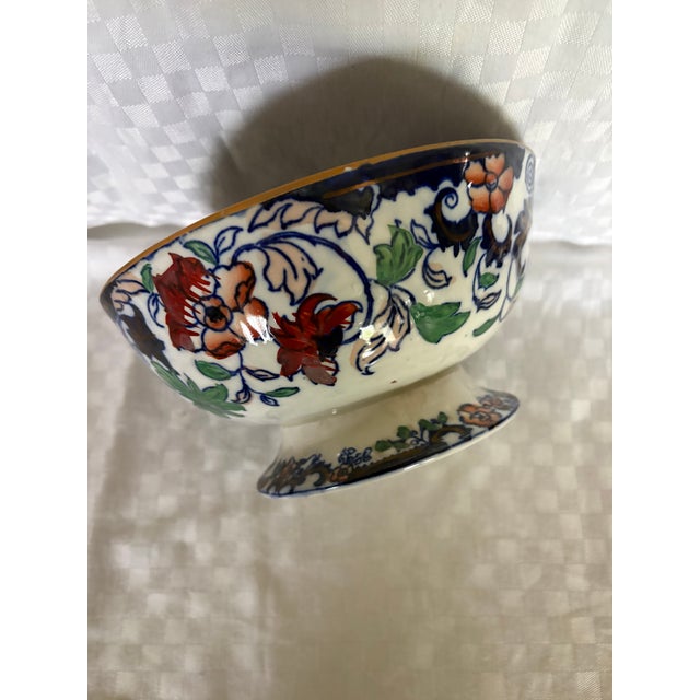 Imari Porcelain Late 19th Century English Iron Stone Imari Style Footed Bowl For Sale - Image 4 of 11