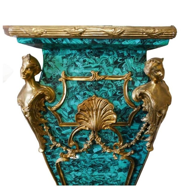 Louis XVI Revival Faux Malachite Pedestal Stands, Set of 2 For Sale - Image 3 of 7