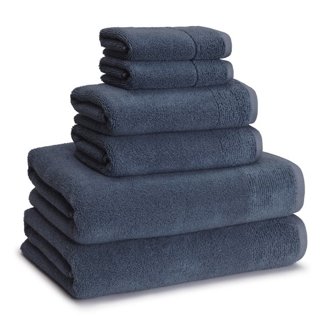Supremely soft and smooth, our Kyoto towels are crafted from a blend of bamboo and combed long-staple cotton. Medium-...