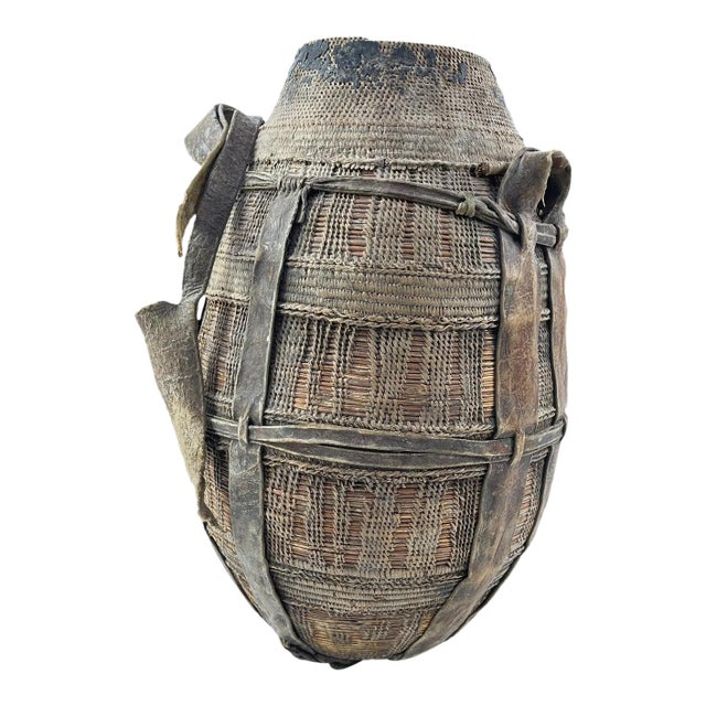 Early 20th Century Ethiopian Milk Jug MATTER COLLECTION For Sale