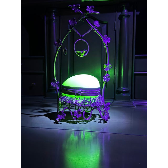 Antique French Opaline Casket Gilt Nest and Ivy Canopy Stand, Palais-Royal Taste, Uranium Glass For Sale - Image 11 of 15
