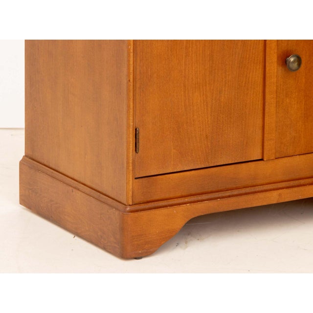 Late 20th Century Pair of Louis Philippe Style Maple Wood Bedside Cabinets For Sale - Image 5 of 8