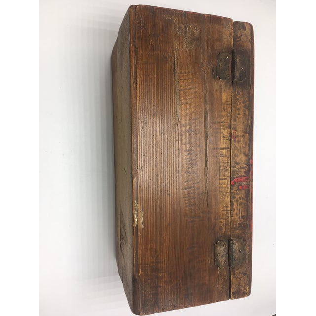 Wood 1950s Hand Painted Chinese Box For Sale - Image 7 of 9