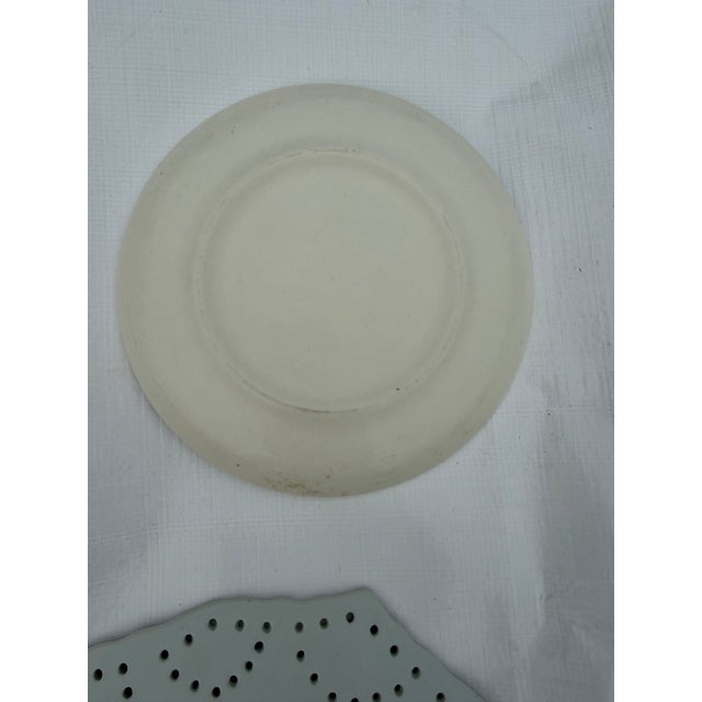 Ceramic Blue Chinosierie China Wall Plates - A Set For Sale - Image 7 of 10