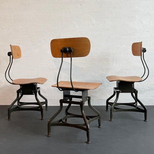 1940s 1940s Set of Three Industrial Adjustable Shop Chairs by Toledo Metal Furniture Co. For Sale - Image 5 of 9
