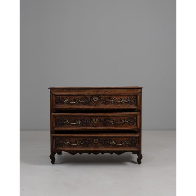 1820s French Louis XV Oak Chest of Drawers In Original Patina For Sale - Image 17 of 18