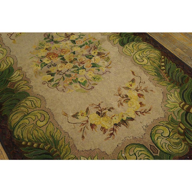 American 1930s Ivory Floral Medallion Antique American Hooked Rug 3'11" X 6'4" Handknotted Wool Carpet For Sale - Image 3 of 5