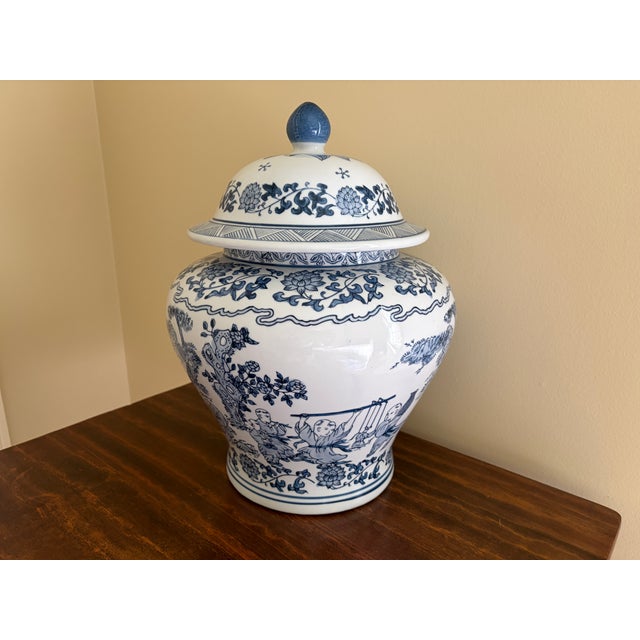 Chinoiserie Chinoiserie Large Blue and White Porcelain Covered Jar For Sale - Image 3 of 10