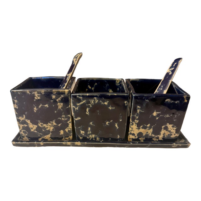 1960s Mid-Century Modern Bennington Potters Blue Agate Square Condiment Set by David Gil For Sale