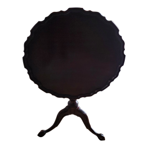 Henkel-Harris Mahogany Pie Table