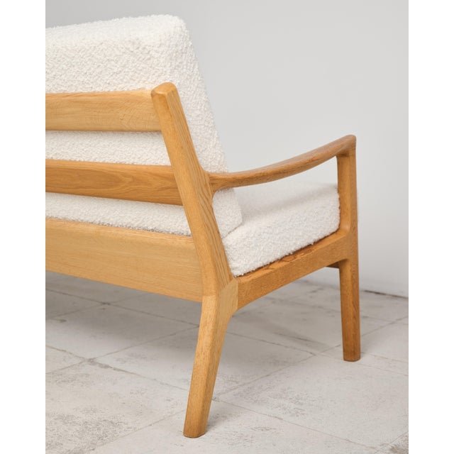 Mid-Century Danish Three-Seater Sofa in Oak with Bouclé Cover by Ole Wanscher for France & Son, 1950s For Sale - Image 12 of 18