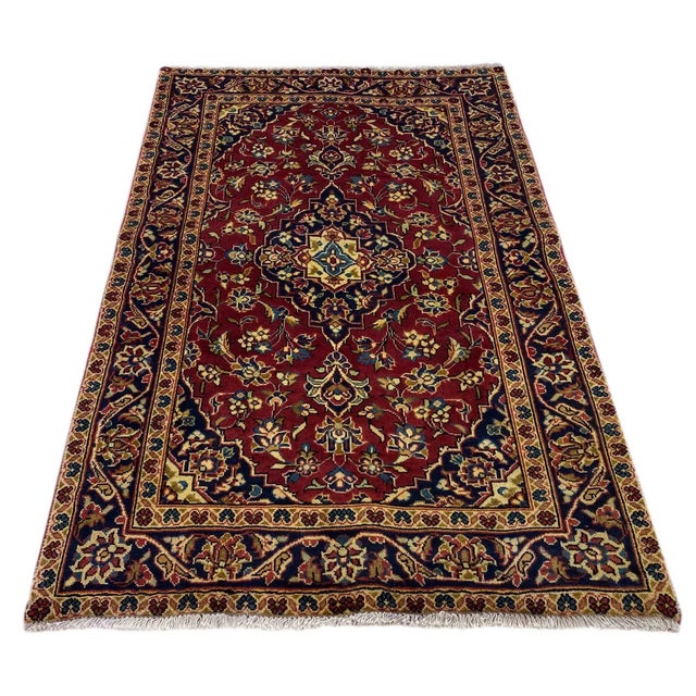 Keshan rug | Size: 155x98cm | Knot density: 150,000 – 300,000 knots/m² | Material: High quality wool (pile) and cotton...
