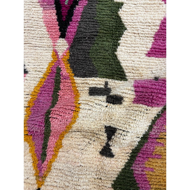 Moroccan Modern Moroccan Wool Rug for Modern Interiors For Sale - Image 3 of 9