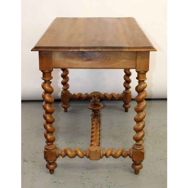 French Walnut Table With Barley Twist Legs and Stretcher, 19th Century For Sale In Houston - Image 6 of 9
