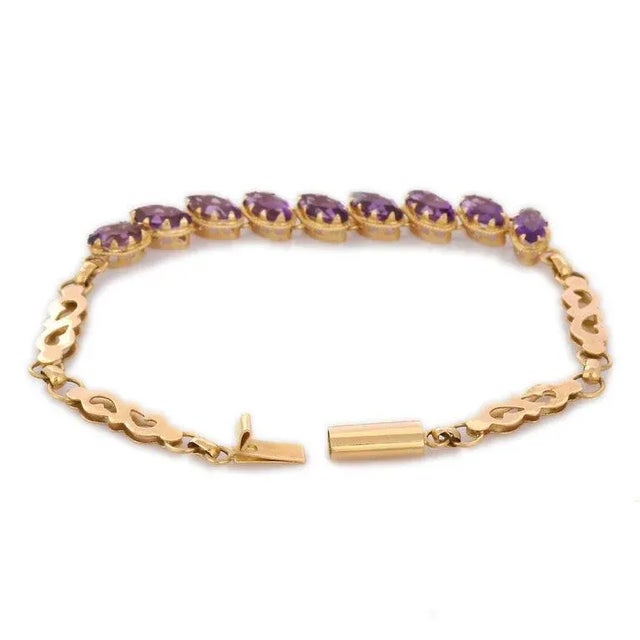 Handmade 18k Yellow Gold Marquise Cut Amethyst Bracelet, 5 Carats For Sale - Image 4 of 10