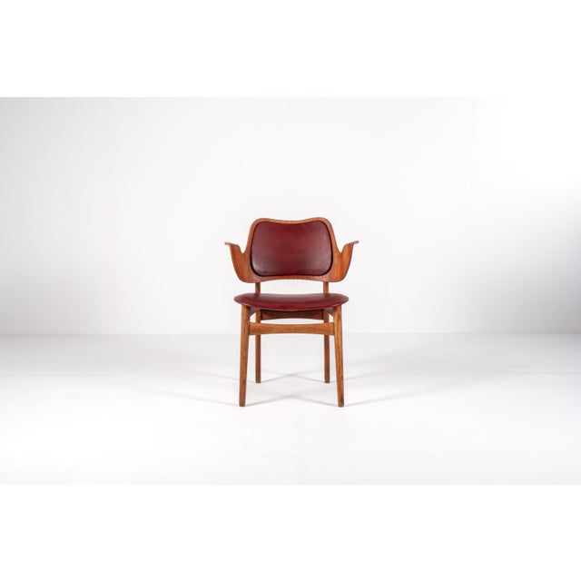 Hans Olsen Mid-Century Modern Model 107 Armchair in Oak and Teak attributed to Hans Olsen, Denmark, 1960s For Sale - Image 4 of 15