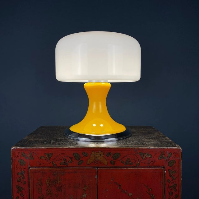 Introduce a touch of retro charm to your space with this mid-century Italian large table lamp from the 1970s. Its white...