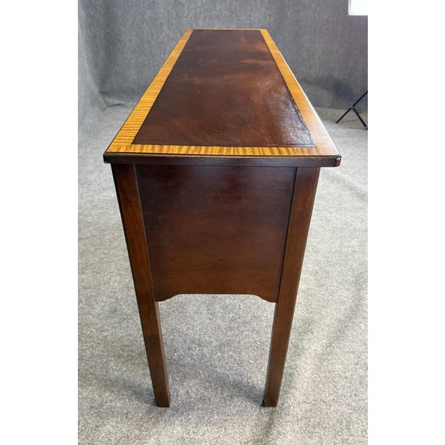 Late 20th Century Madison Park Banded Top Mahogany Sideboard For Sale In Raleigh - Image 6 of 11