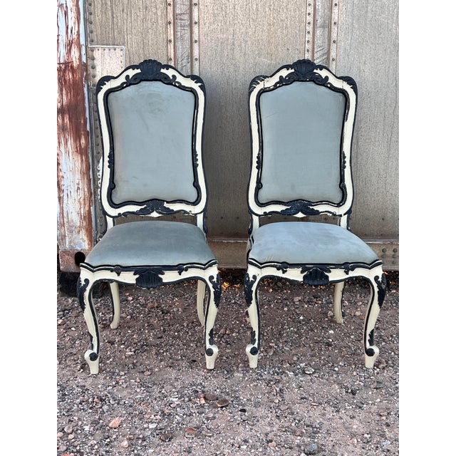 Pair of Early 20th Century Handpainted French Napoleon III Style Painted Side Chairs With New Velvet Upholstery For Sale - Image 4 of 11
