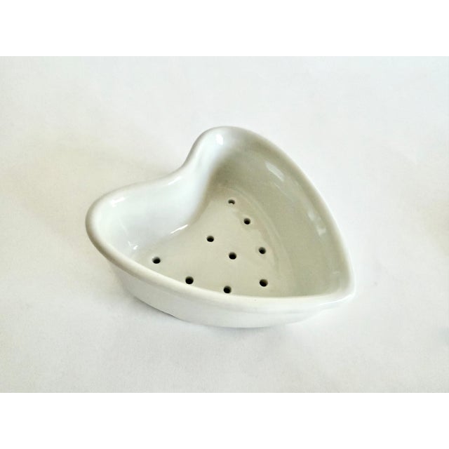 French Provincial Late 20th Century French Porcelain Heart Shape Cheese Molds - Set of 4 For Sale - Image 3 of 5