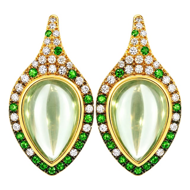 Late 20th Century Pair of 14K Yellow Gold Cabochon Green Amethyst Tsavorite Diamond Leaf Earrings For Sale