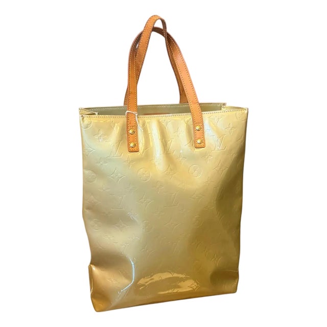 A 2001 Louis Vuitton Green Vernis and Vachetta Reade Gm Tote Bag For Sale