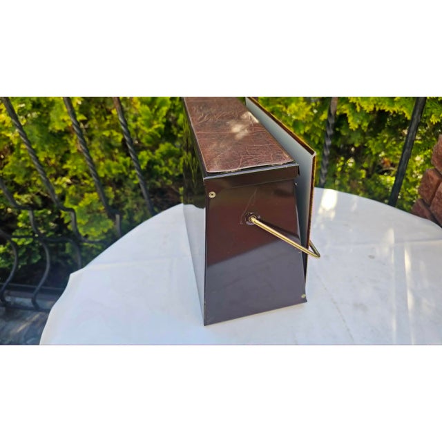 Metal Shoe Shine Stand for Tools, 1960s For Sale - Image 4 of 9