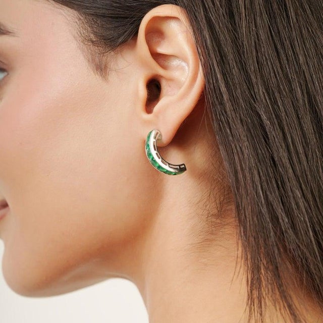 Metal 4.53 Ct Green Onyx Half Hoop Earrings in Sterling Silver for Mom Gift- A Pair For Sale - Image 7 of 10