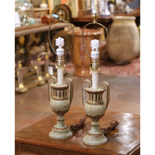 Neoclassical Pair of Mid-Century Italian Neoclassical Painted Urn Form Table Lamps For Sale - Image 3 of 10