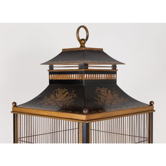 Metal Regency Style Tole Birdcage on Stand, Usa, 20th Century For Sale - Image 7 of 10