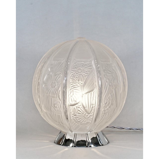 Verreries des Hanots A French art deco lamp made around 1925-1935. A base done in nickel plated solid brass or bronze...
