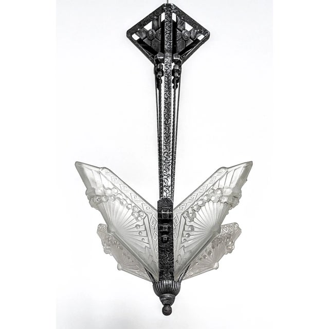 Transparent French Art Deco Pendant Chandelier Signed by Charles Schneider For Sale - Image 8 of 11