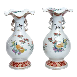 Antique Japanese Porcelain Scalloped Elongated Rimmed Decorative Vase